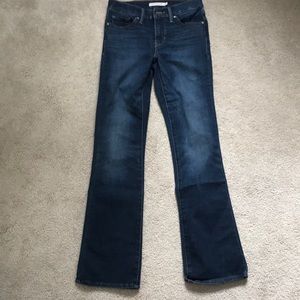 Levi Shaping Bootcut Jeans